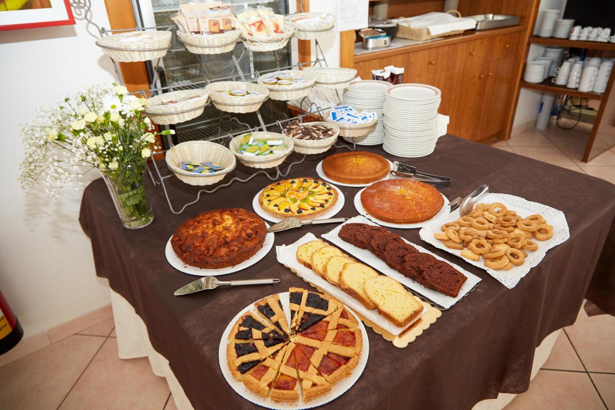 Hotel Italiaקרביה מראה חיצוני תמונה