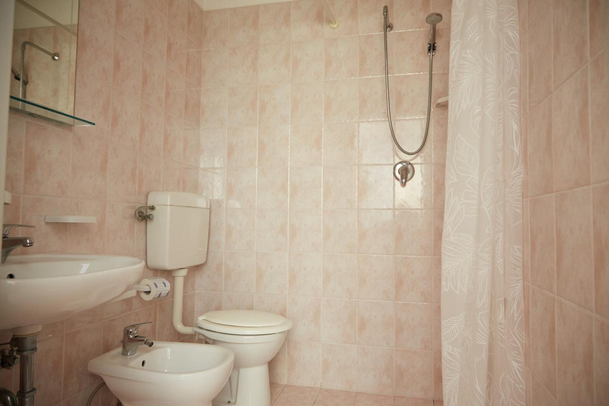 Hotel Italiaקרביה מראה חיצוני תמונה