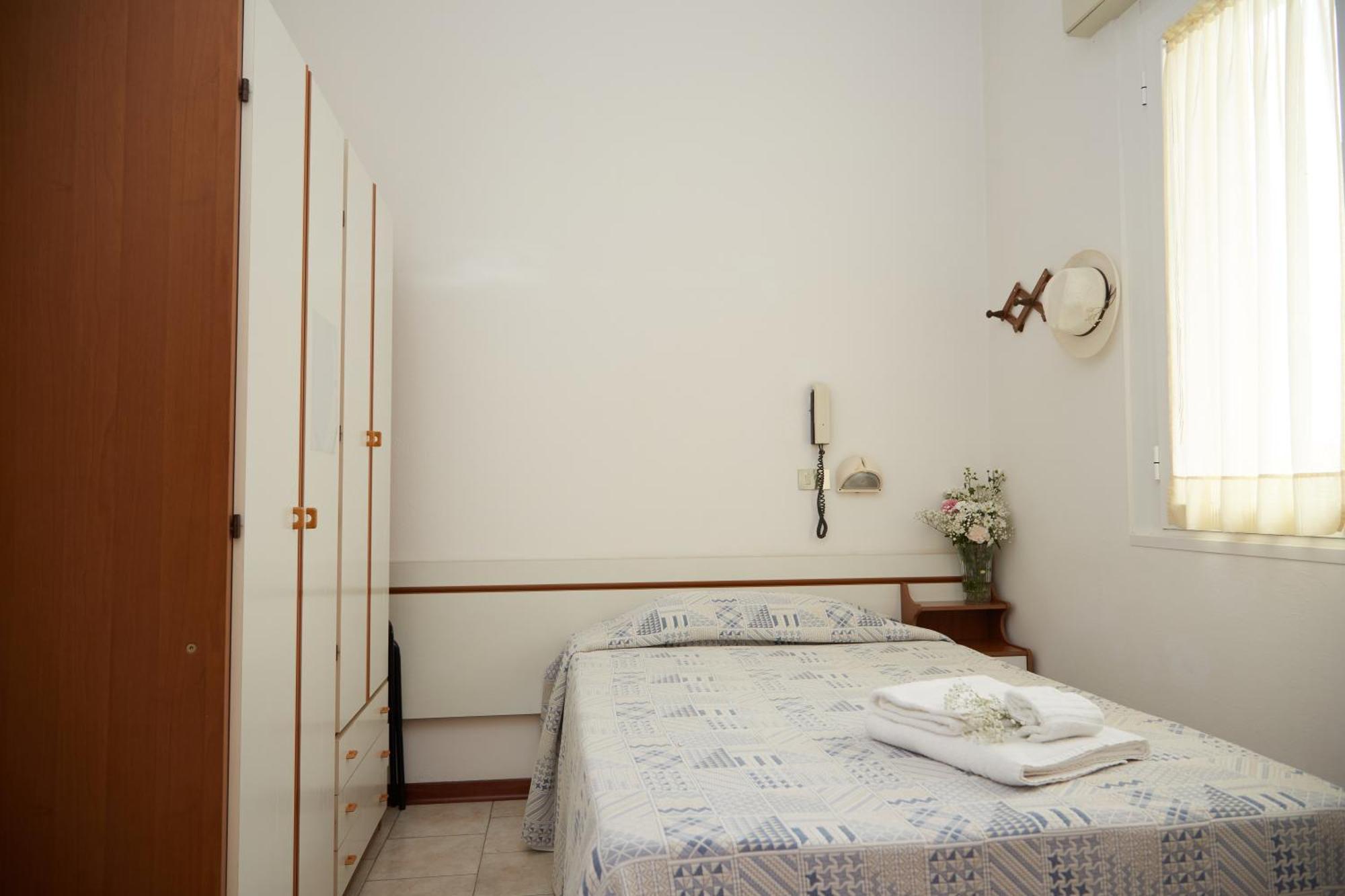 Hotel Italiaקרביה מראה חיצוני תמונה